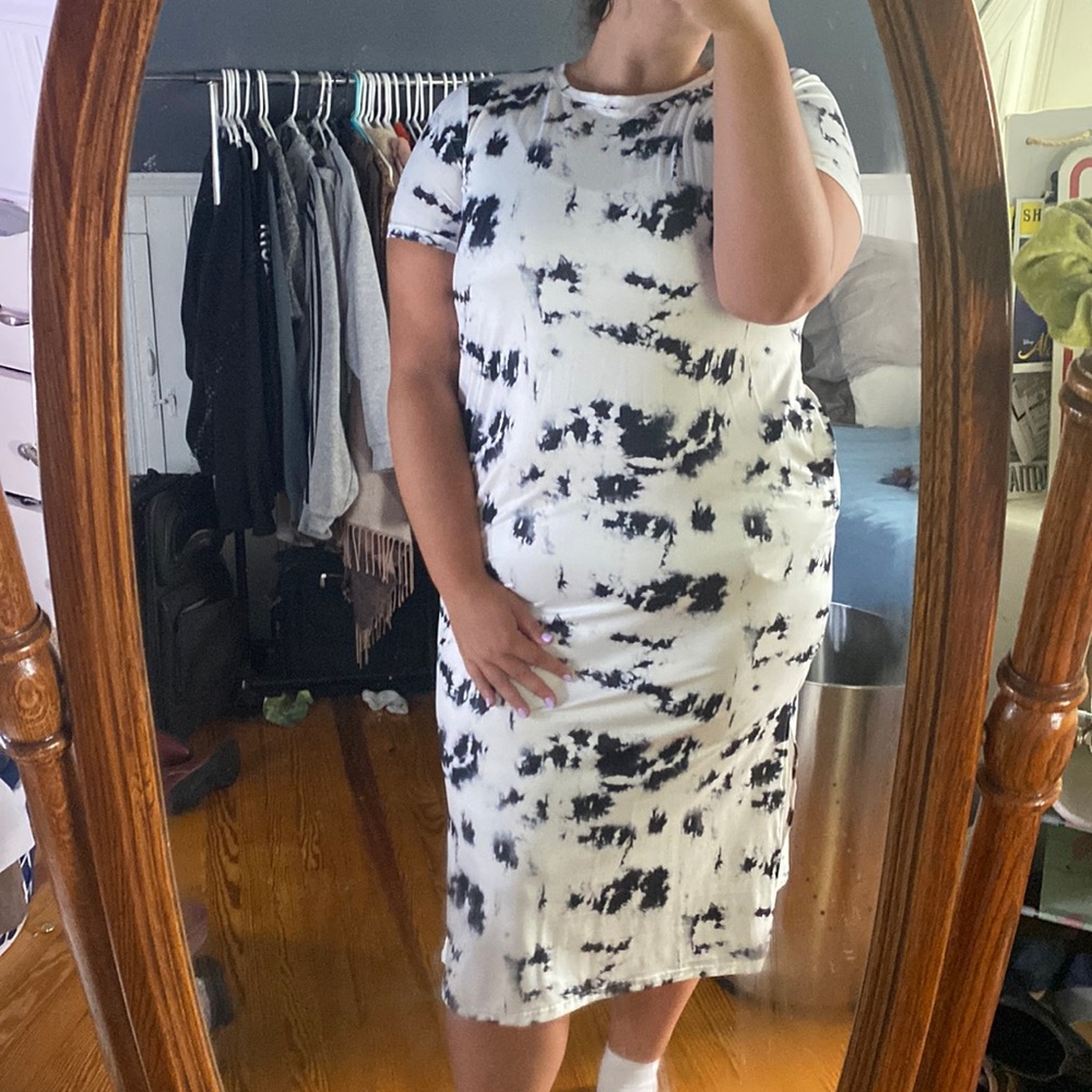 MIDI BLACK AND WHITE DRESS